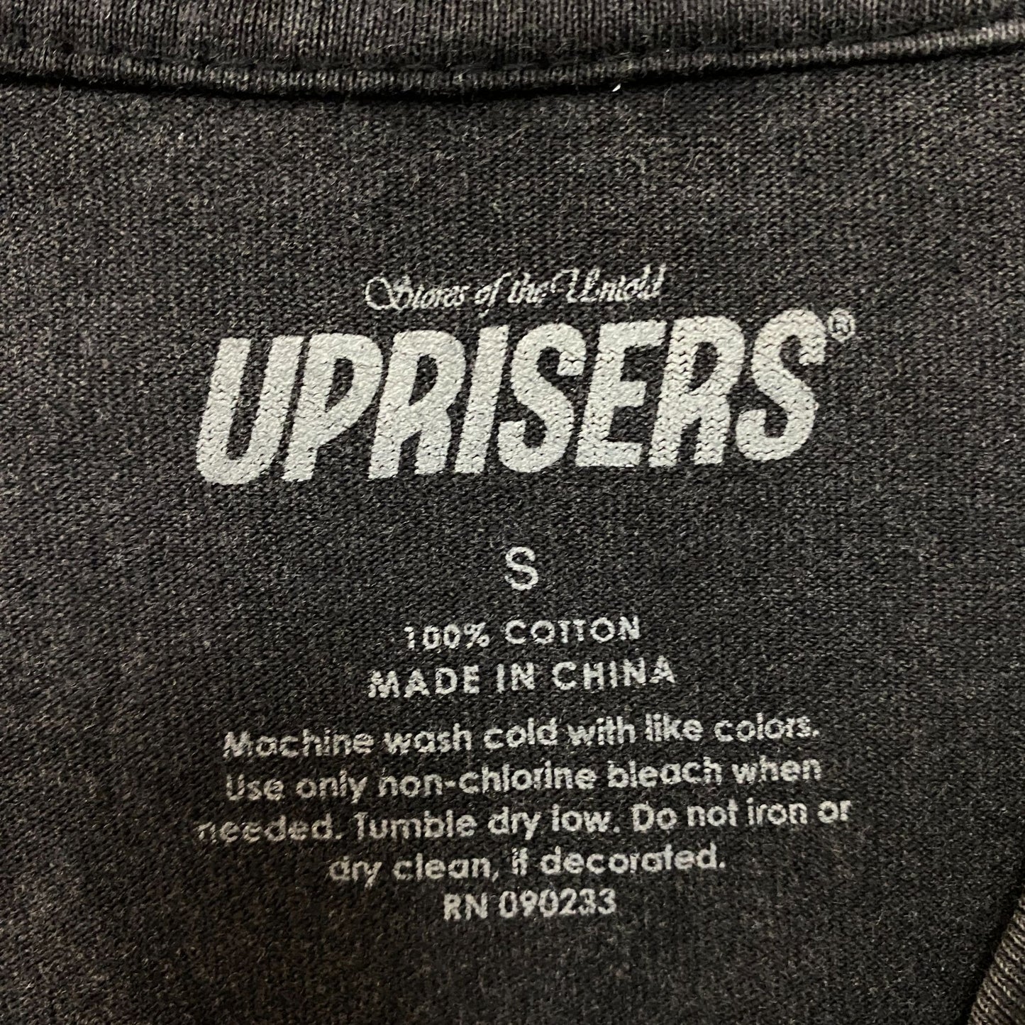 UPRISERS Paradise Find Beauty In The Imperfection Everywhere T-Shirt Small
