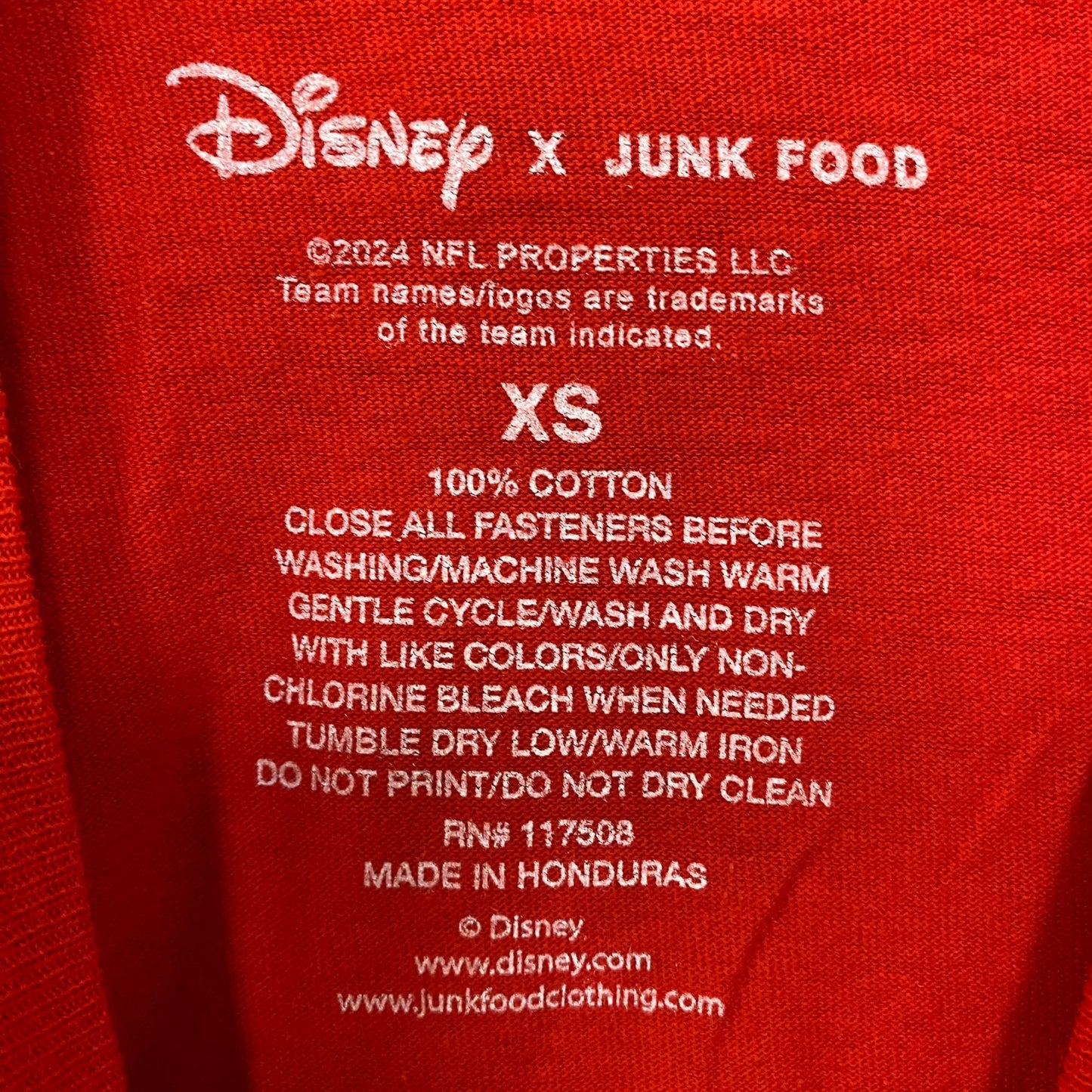 Junk Food x NFL Disney Mickey Mouse Kick Back Kansas City Chiefs Shirt XS