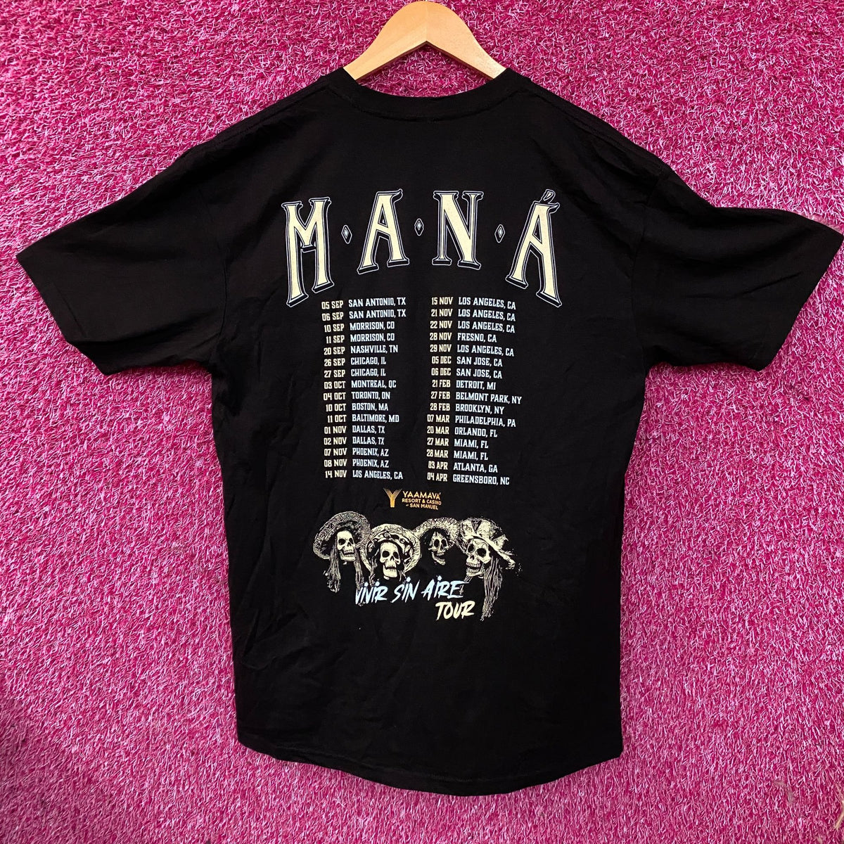 Maná "Vivir Sin Aire" Tour Graphic T-Shirt XL