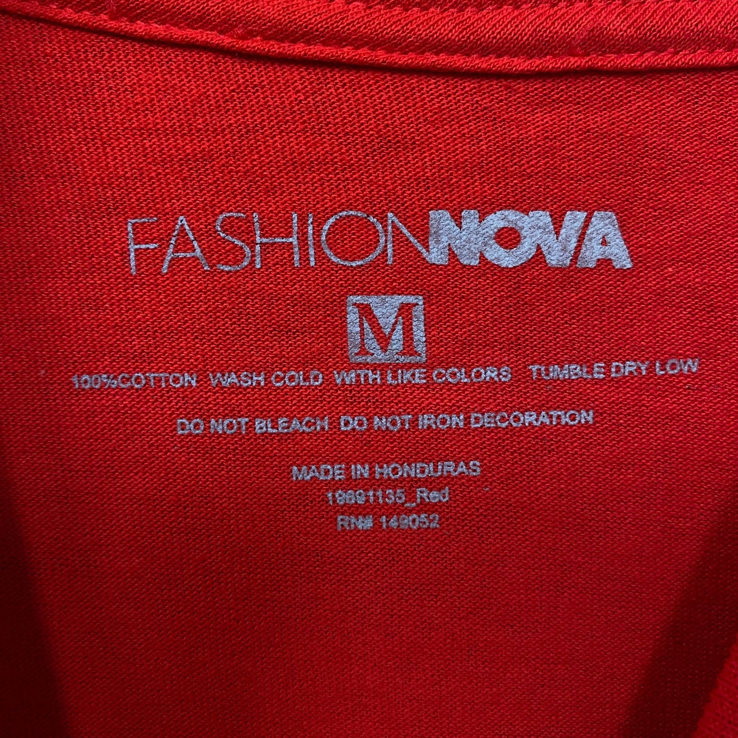 Fashion Nova Runs The World Graphic Tee Medium