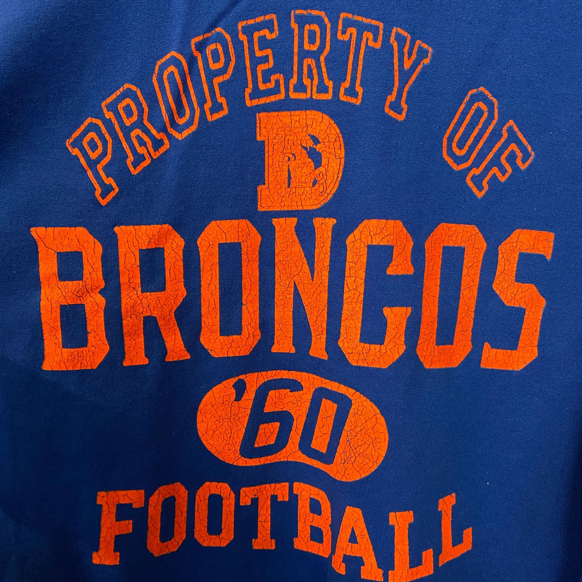 Junk Food Denver Broncos Property of Flea Market Crewneck Sweatshirt Medium