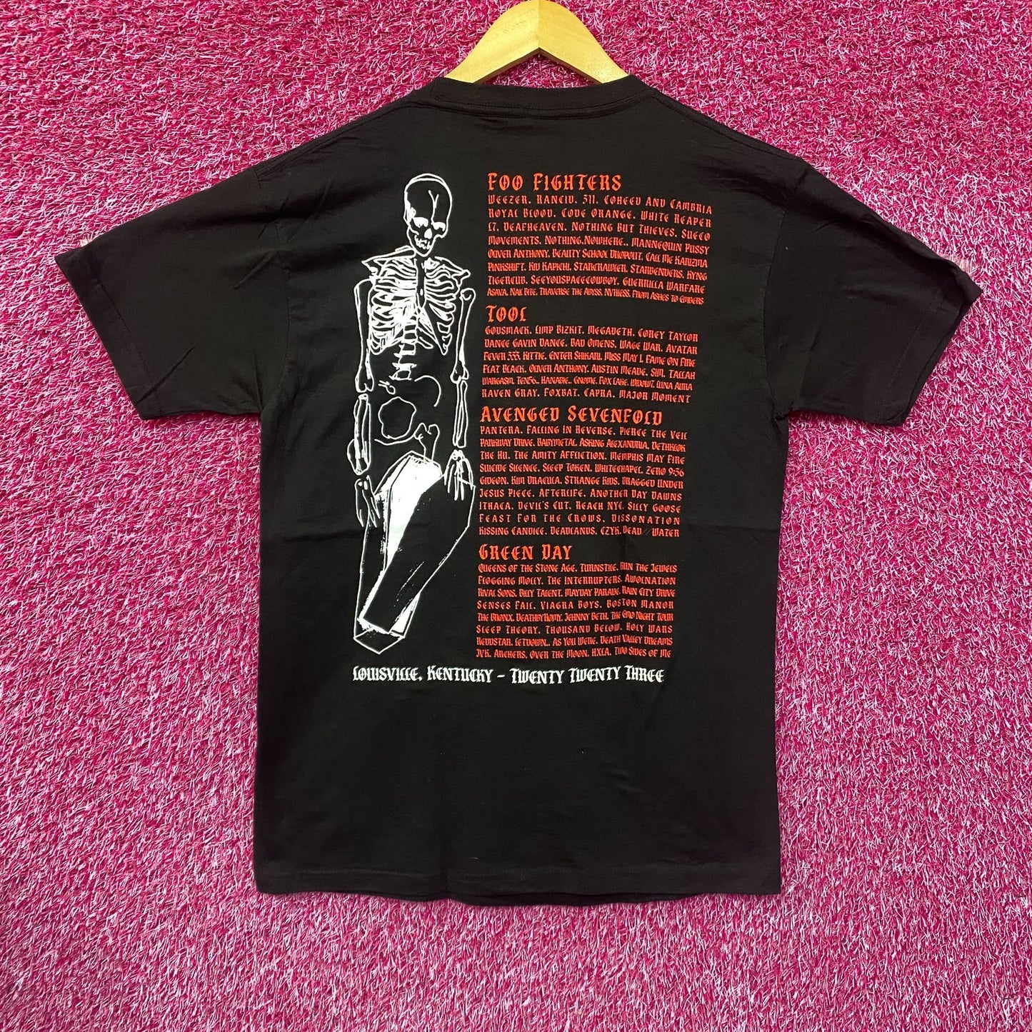 Louder Than Life Music Festival Rock Concert Black T-Shirt Large