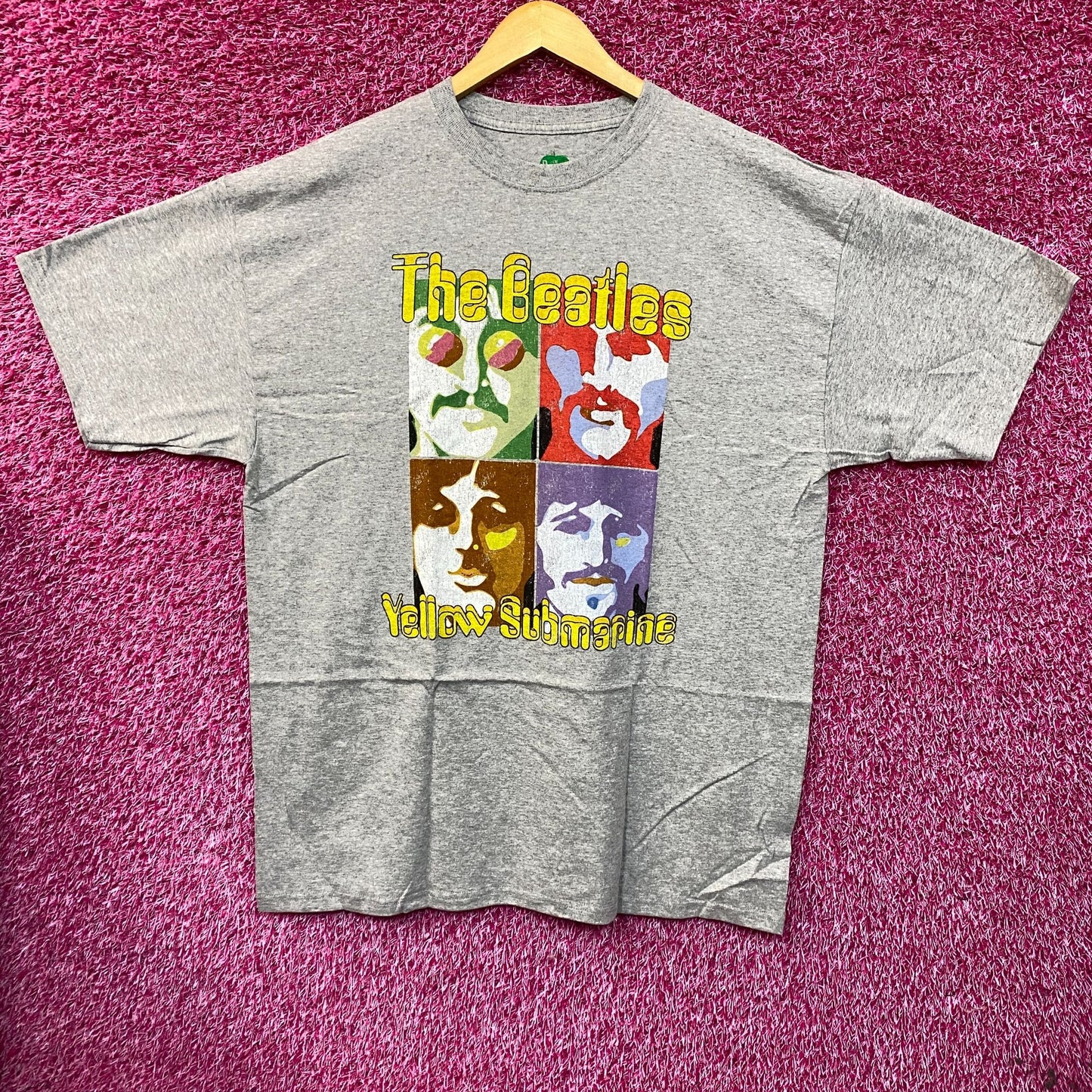 The Beatles Yellow Submarine Rock Tshirt size Extra Large