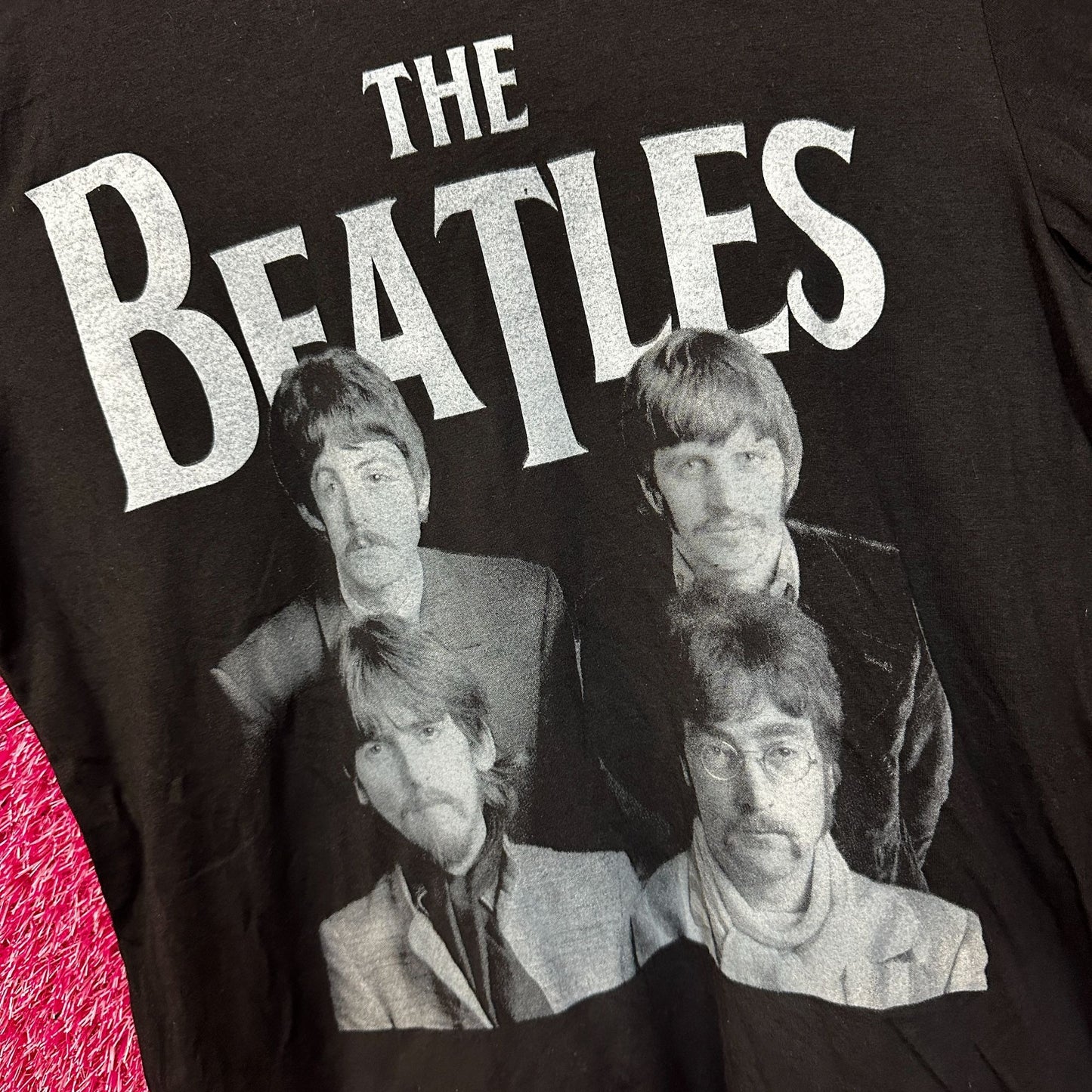 The Beatles retro music Tshirt size Medium