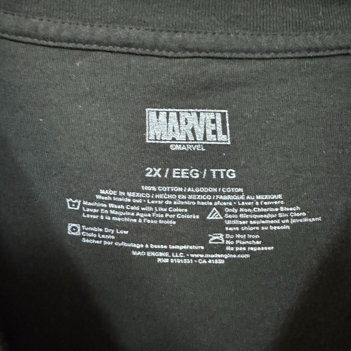 Deadpool Riding a Trex T-shirt size 2xl