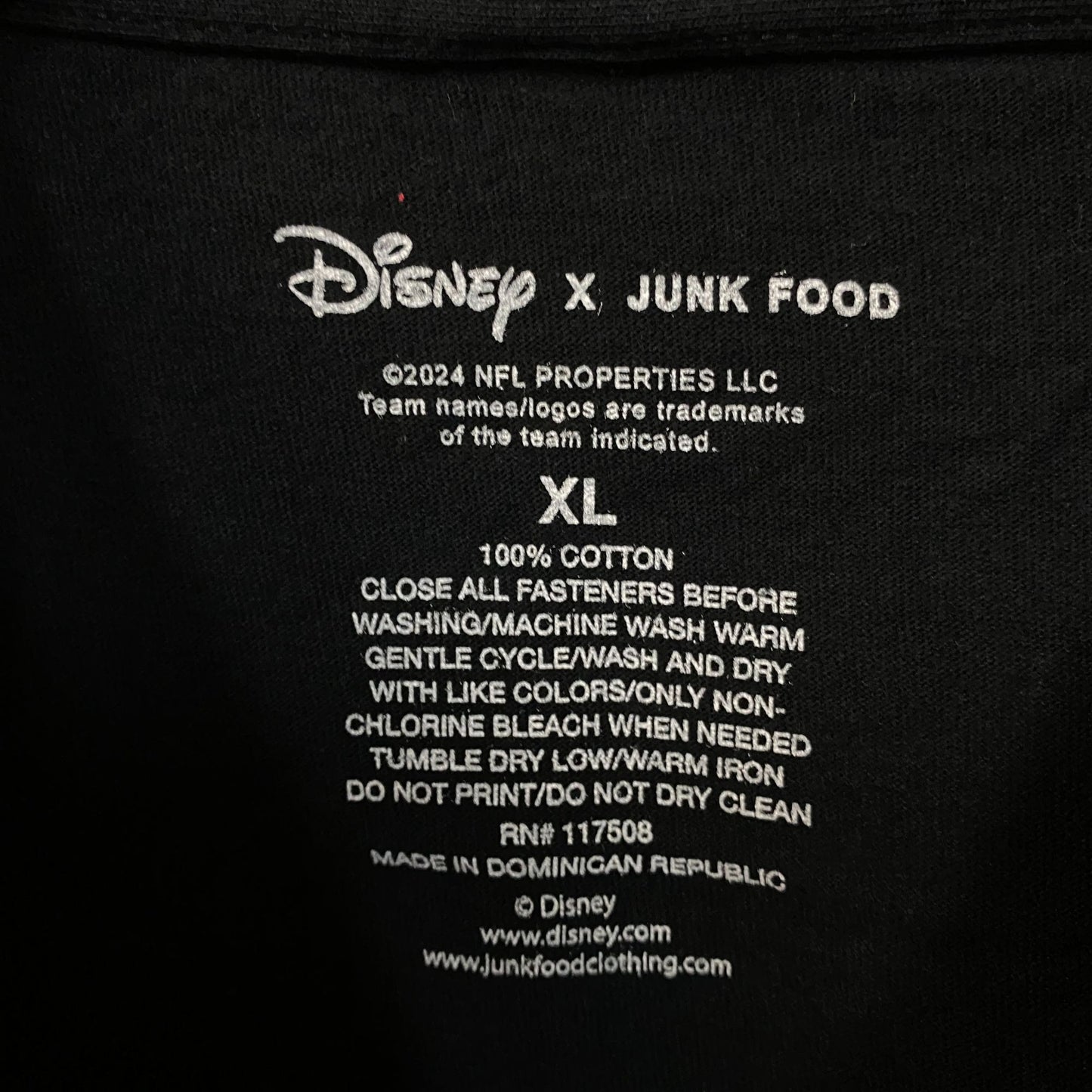 Disney x Junk Food NFL Detroit Lions Mickey Mouse Kick Back Shirt XL