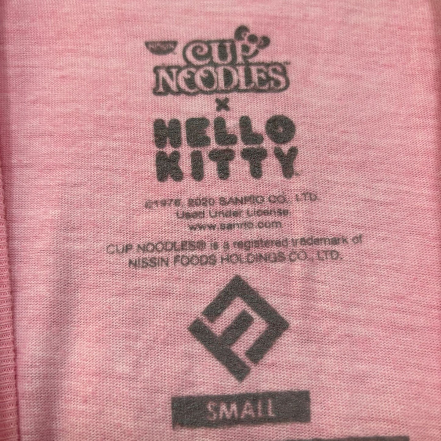 Sanrio Hello Kitty x Nissin Cup Noodles Pink T-Shirt Small