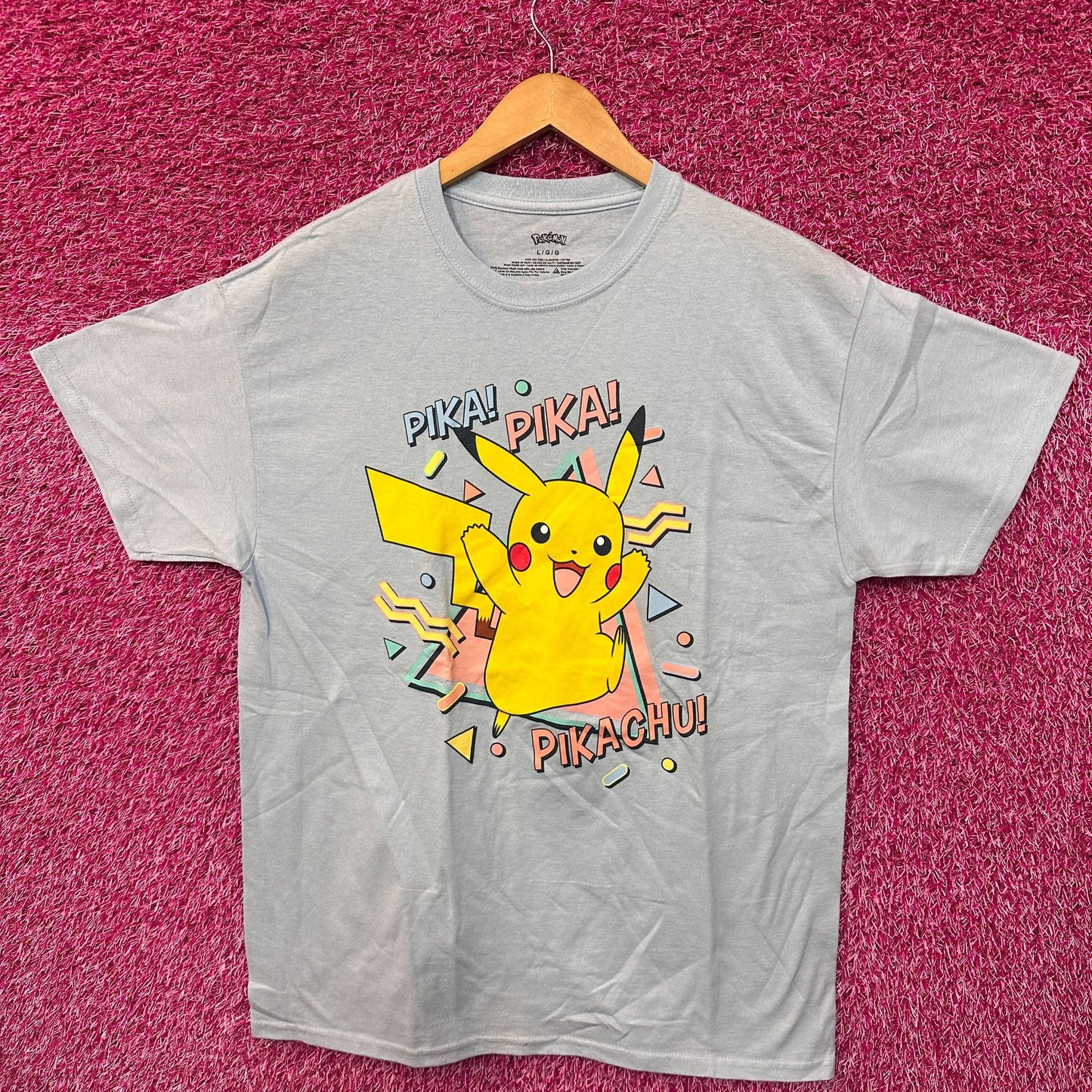 Ash Ketchum's Pikachu Pika Pika Party Pokémon Anime Tee L