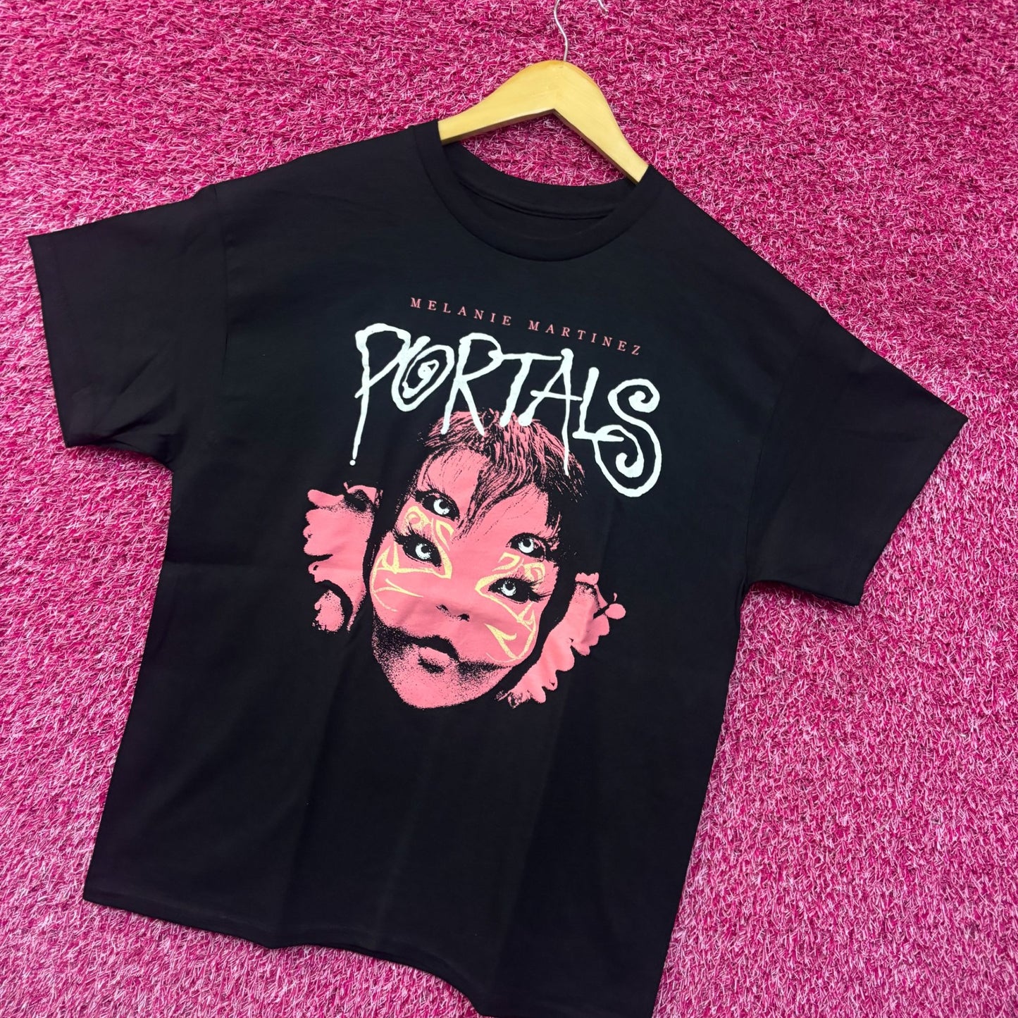 Melanie Martinez Portals Cry Baby Electropop Artist Tee large