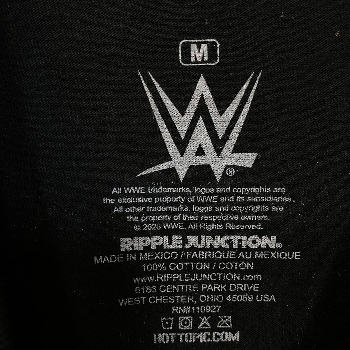 WWE LA Knight WrestleMania Card Graphic T-Shirt Medium