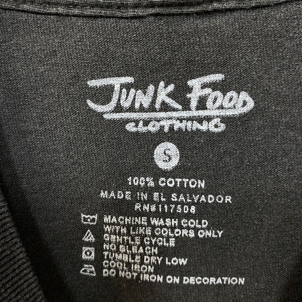 Junk Food Clothing Tom Petty Eagle and The Heartbreakers Rock Band T-Shirt Small