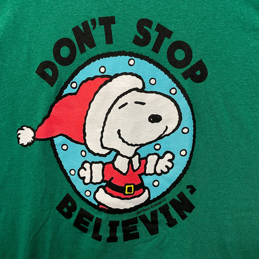 Santa Snoopy Dont Stop Believin Peanuts Christmas Tee L