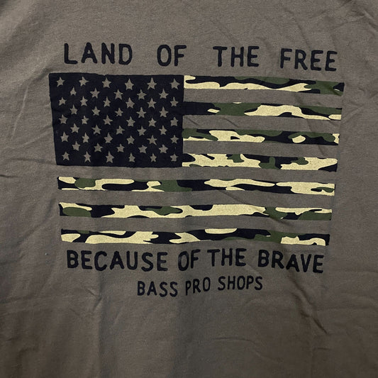 Bass Pro Shops Land of the Free Graphic T-Shirt Large
