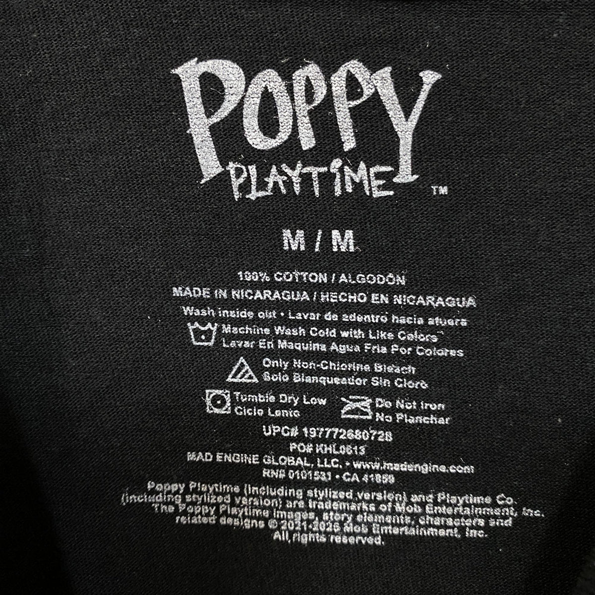 Poppy Playtime Huggy Wuggy "Free Hugs" Graphic T-Shirt Medium