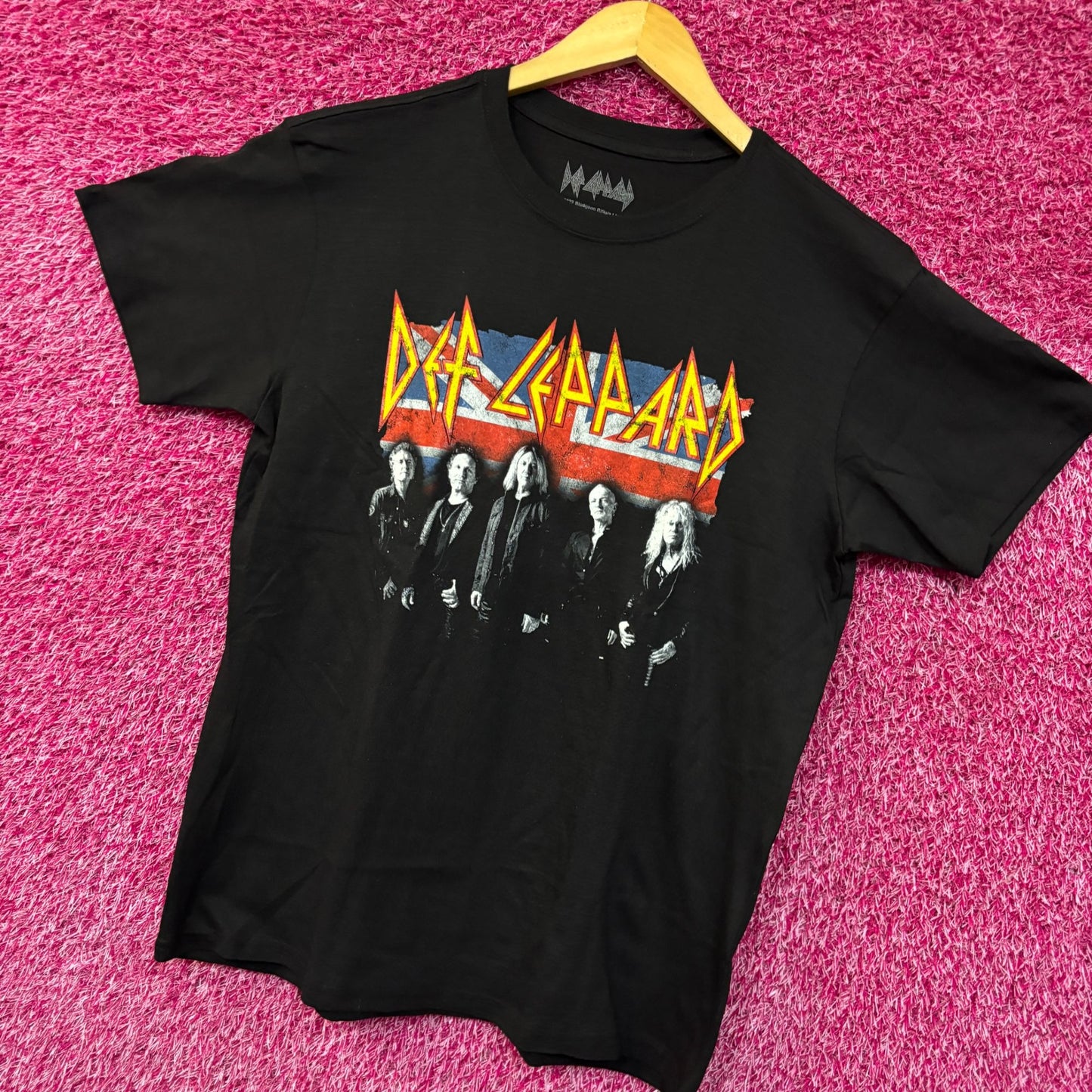 Def Leppard Portrait Tshirt size large