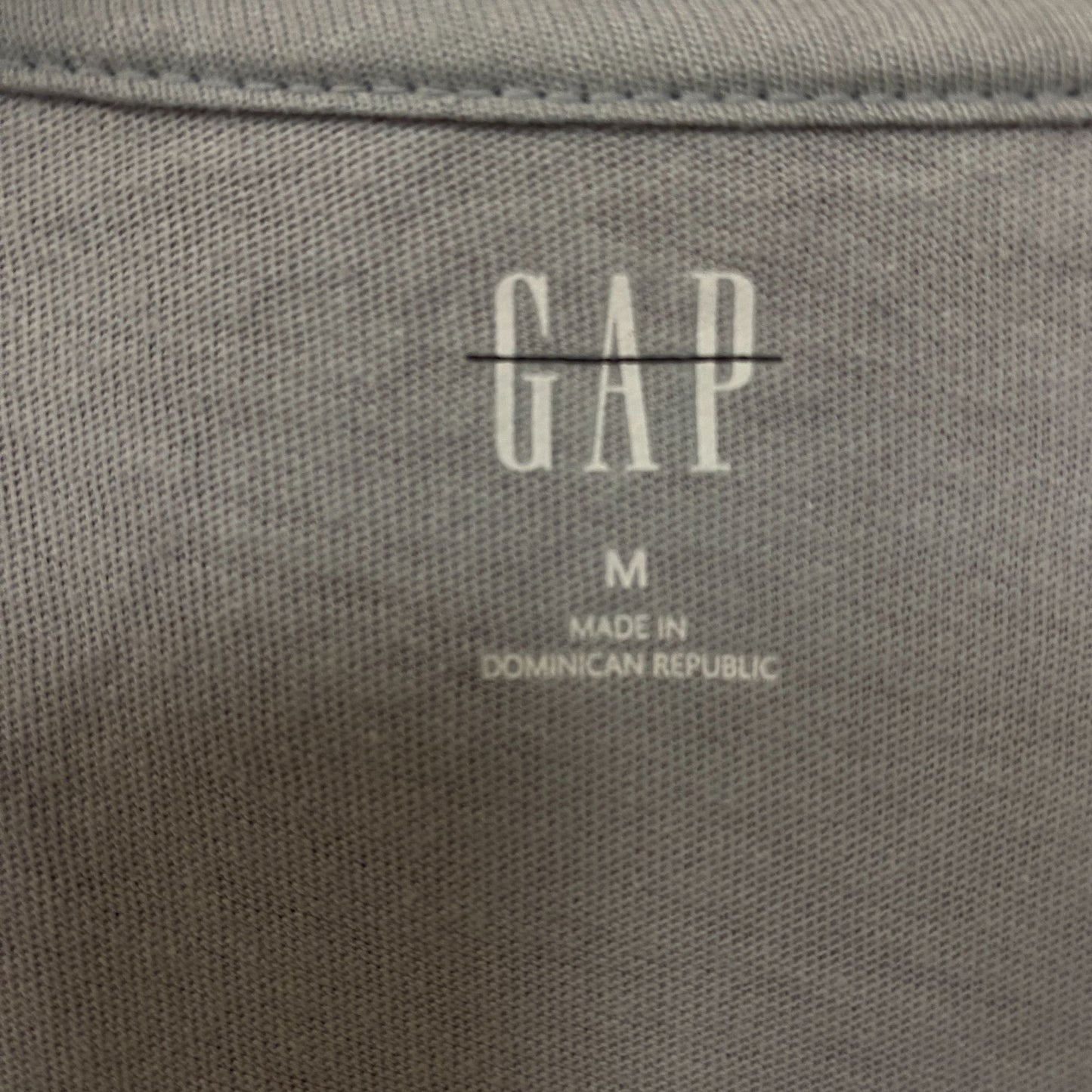 Gap Logo T-shirt medium