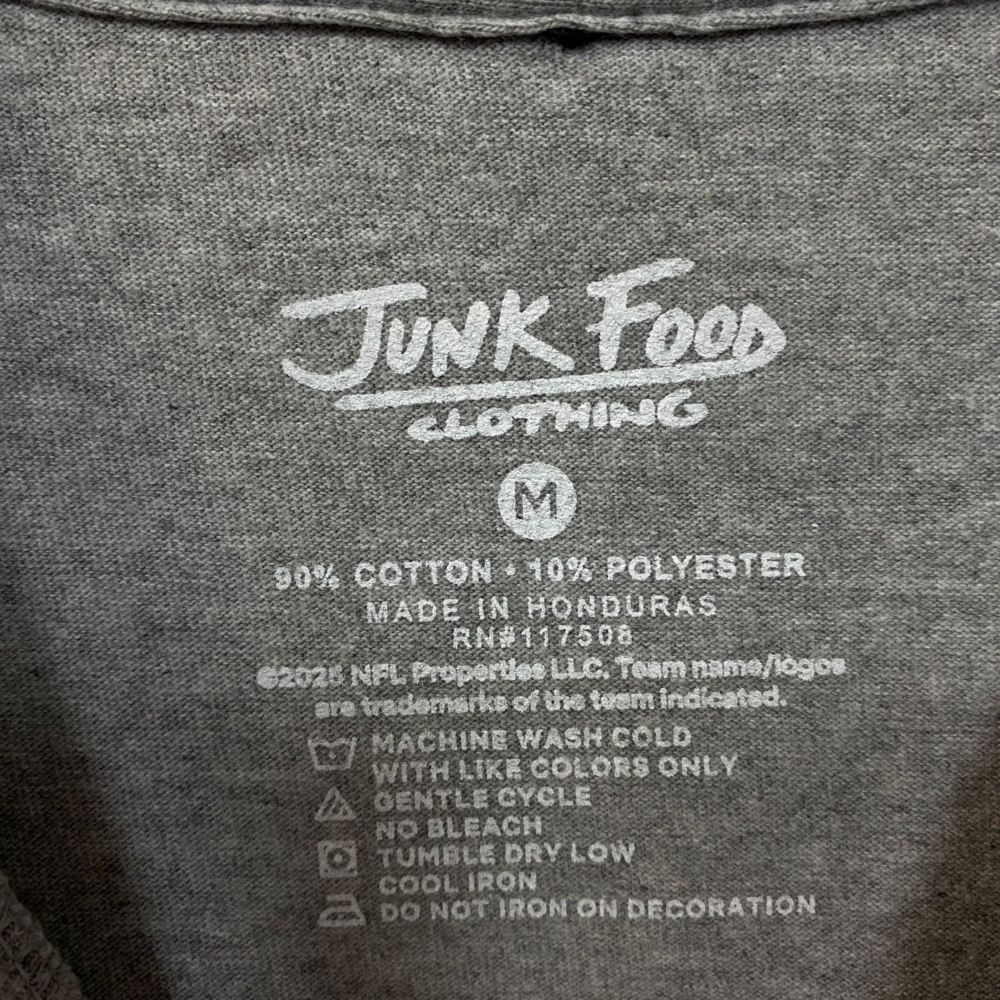 Junk Food Buffalo Bills Vintage Style Graphic T-Shirt Medium