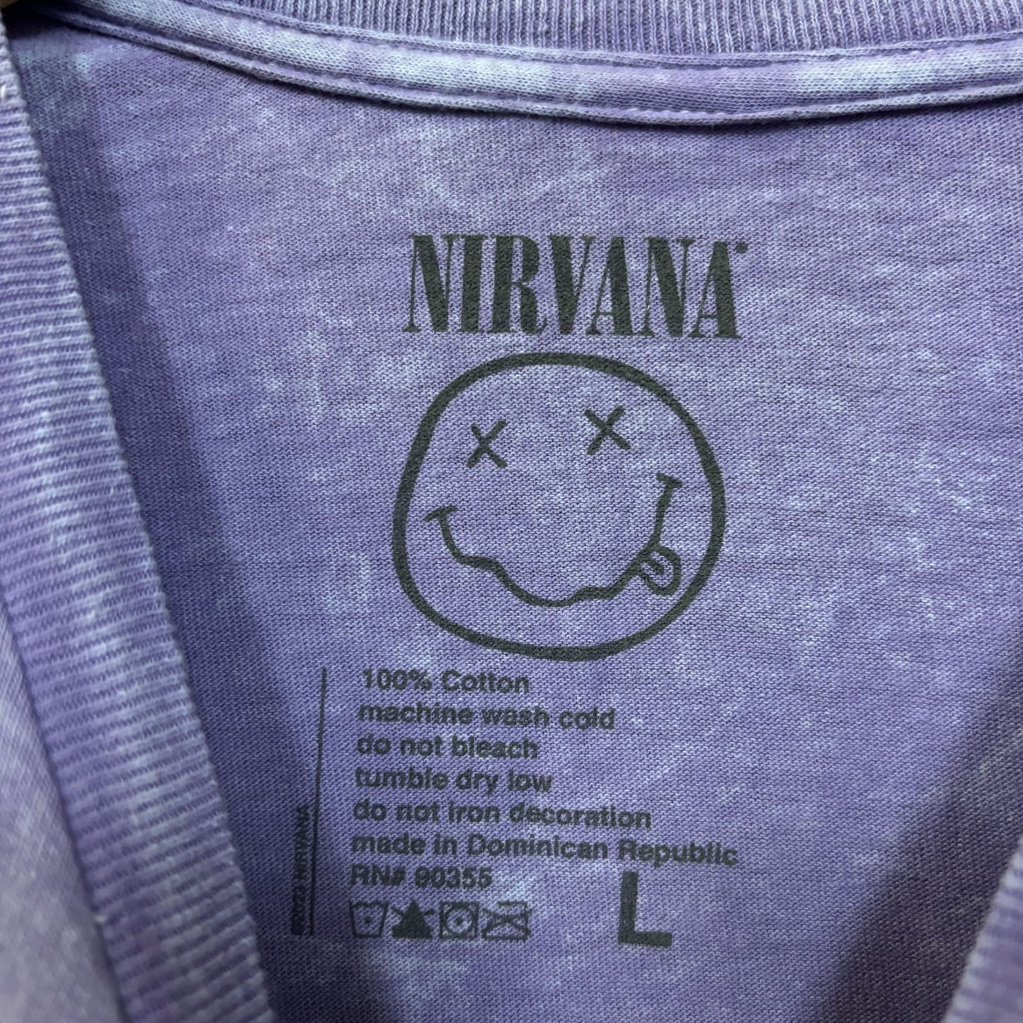 Nirvana Smiley Face Never Mind Grunge Mineral Wash Grunge Tshirt size Large