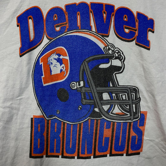 Junk Food NFL Denver Broncos Throwback Helmet Logo T- Shirt Small