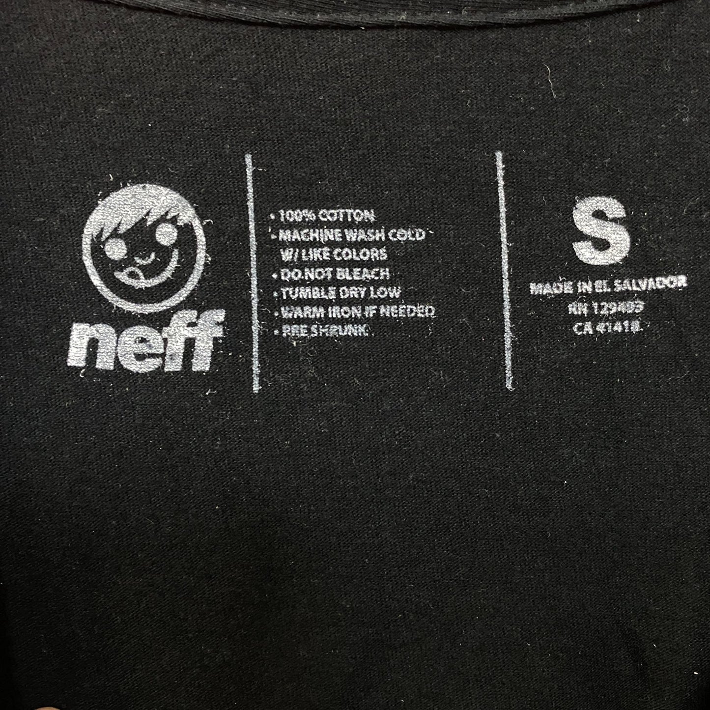 Neff Company Earth UFO Invasion Graphic Design T-Shirt Small