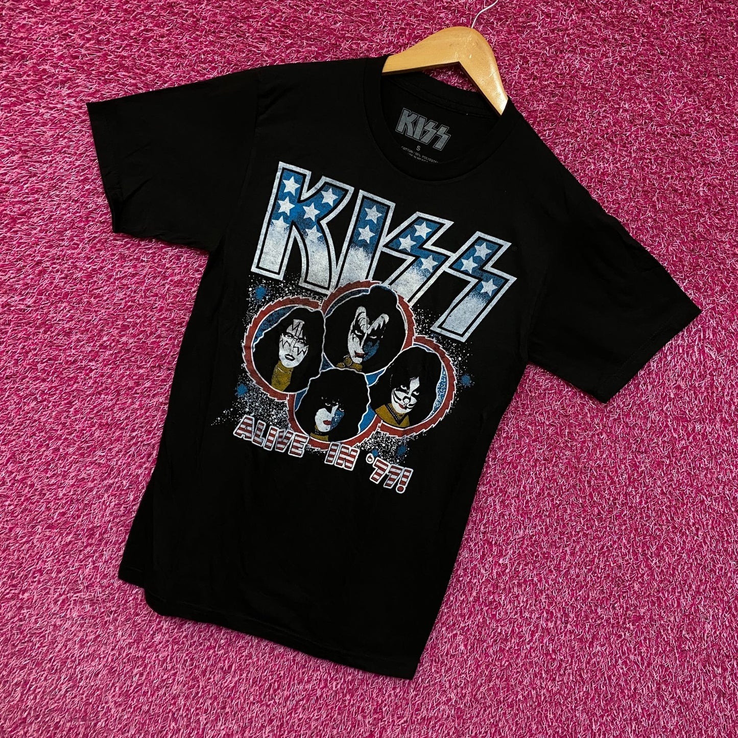 Kiss Alive in '77! Rock Tshirt size small