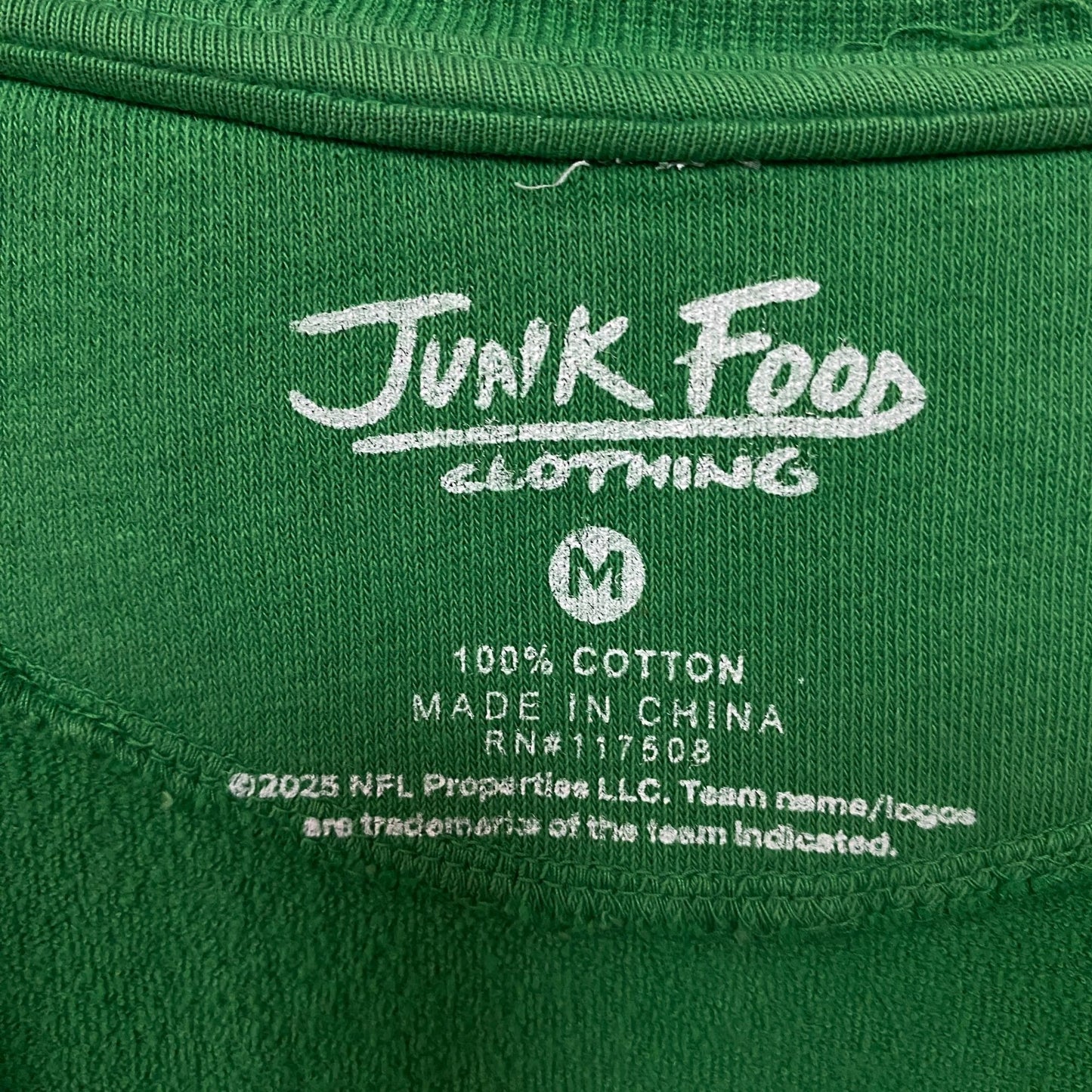 Junk Food Philadelphia Eagles Crop Crewneck Sweatshirt Medium