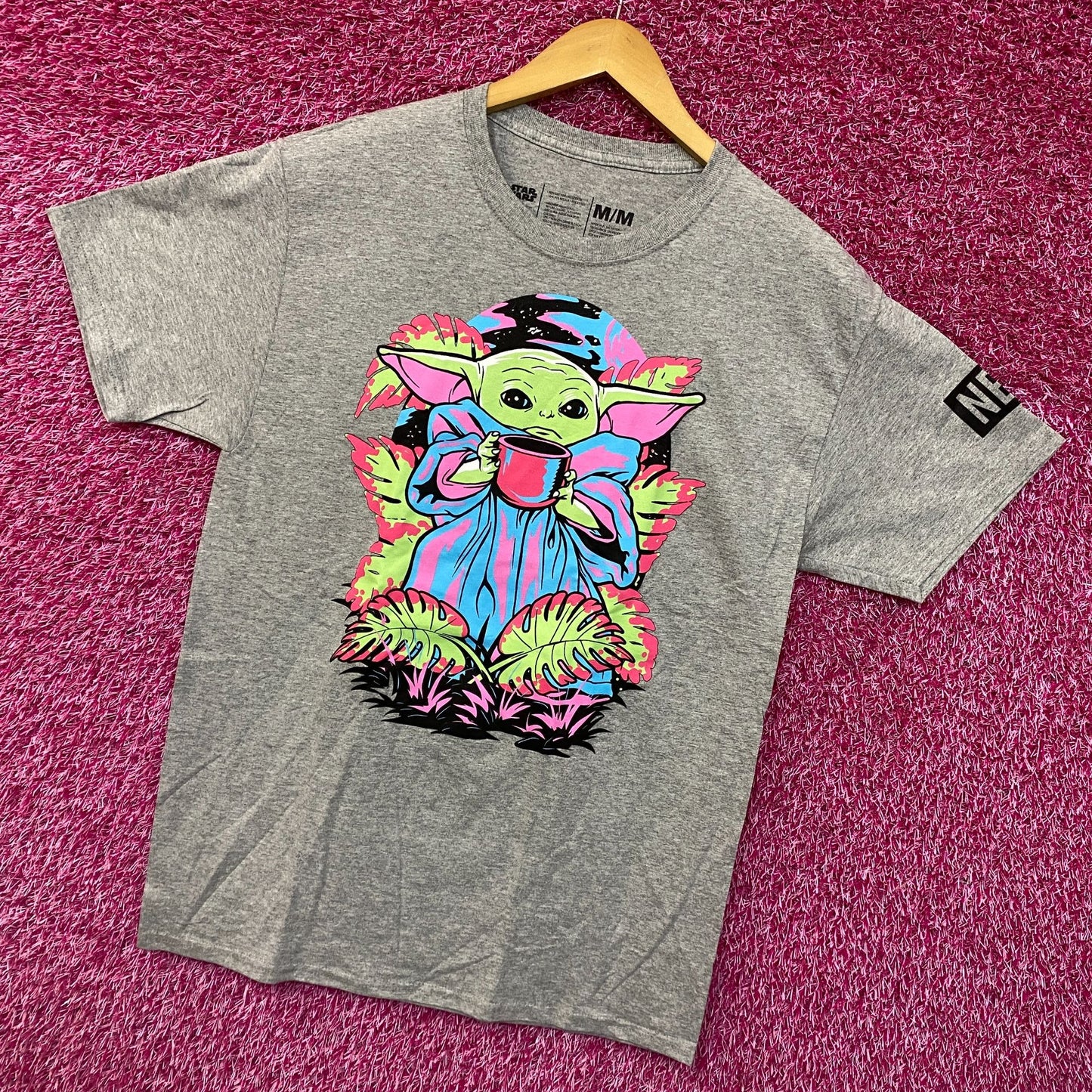 Star Wars Grogu Neon Tshirt size medium
