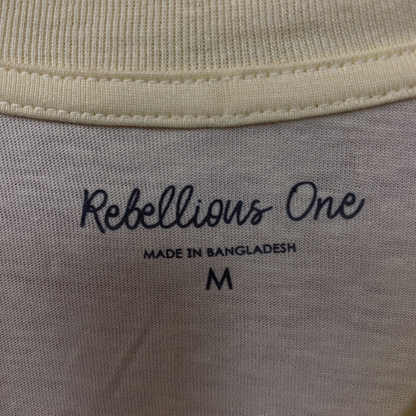 Rebellious One "California Fig Farmers Market" Cropped Graphic T-Shirt Medium