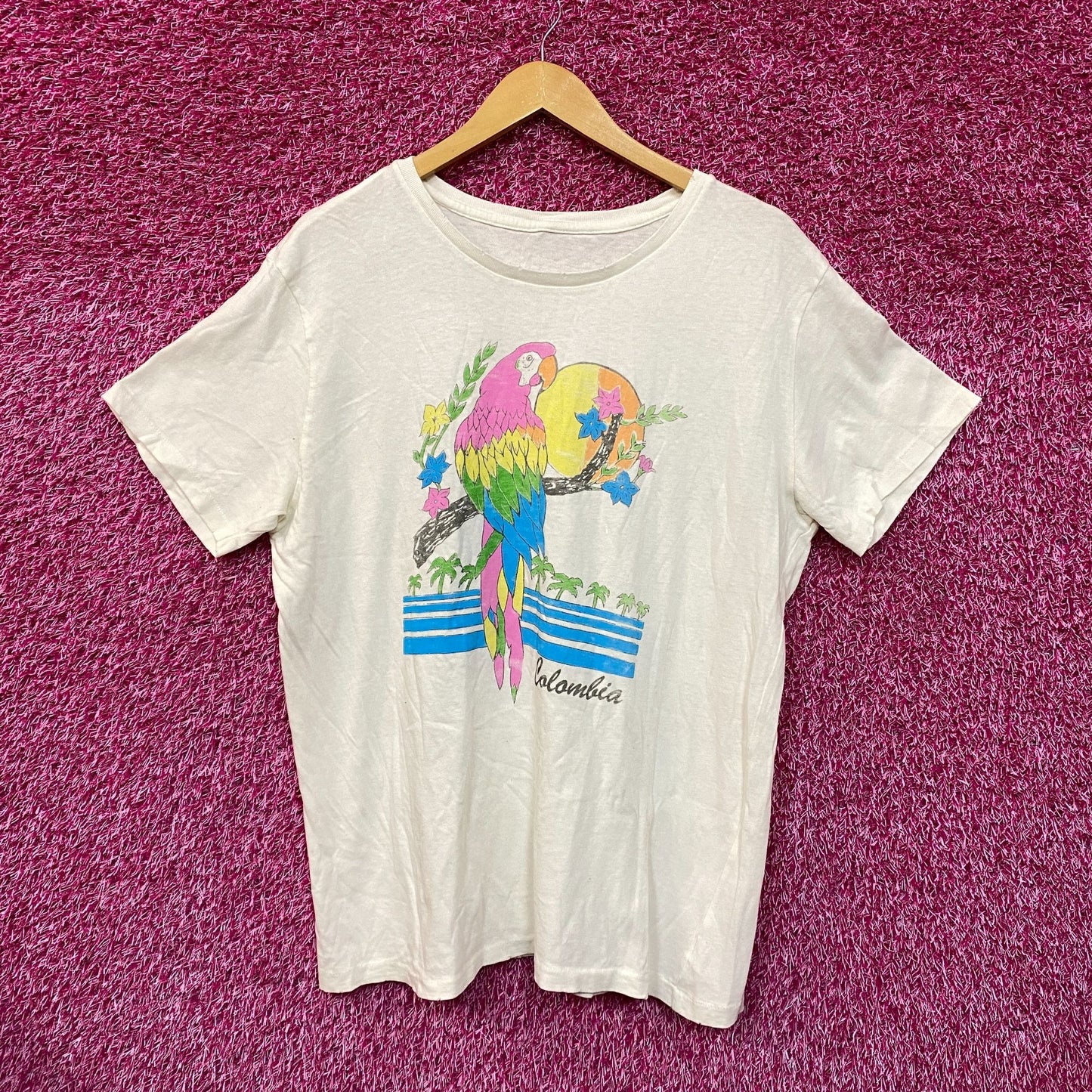 Colombia Tourism Parrots Beaches Tropical Flowers Tee L