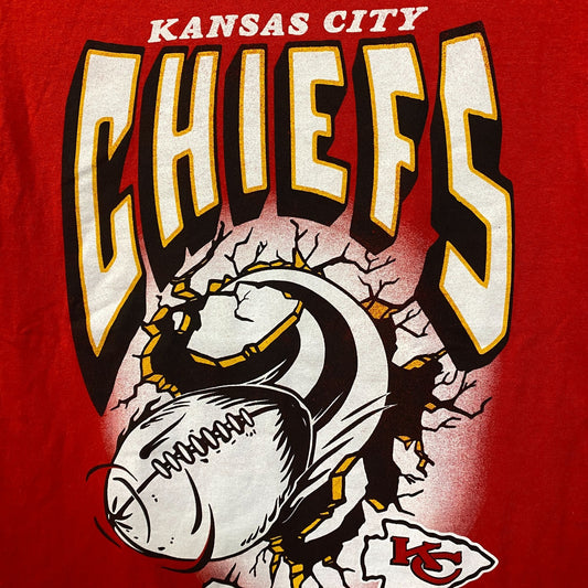 Junk Food NFL Kansas City Chiefs Break Through T-Shirt XS