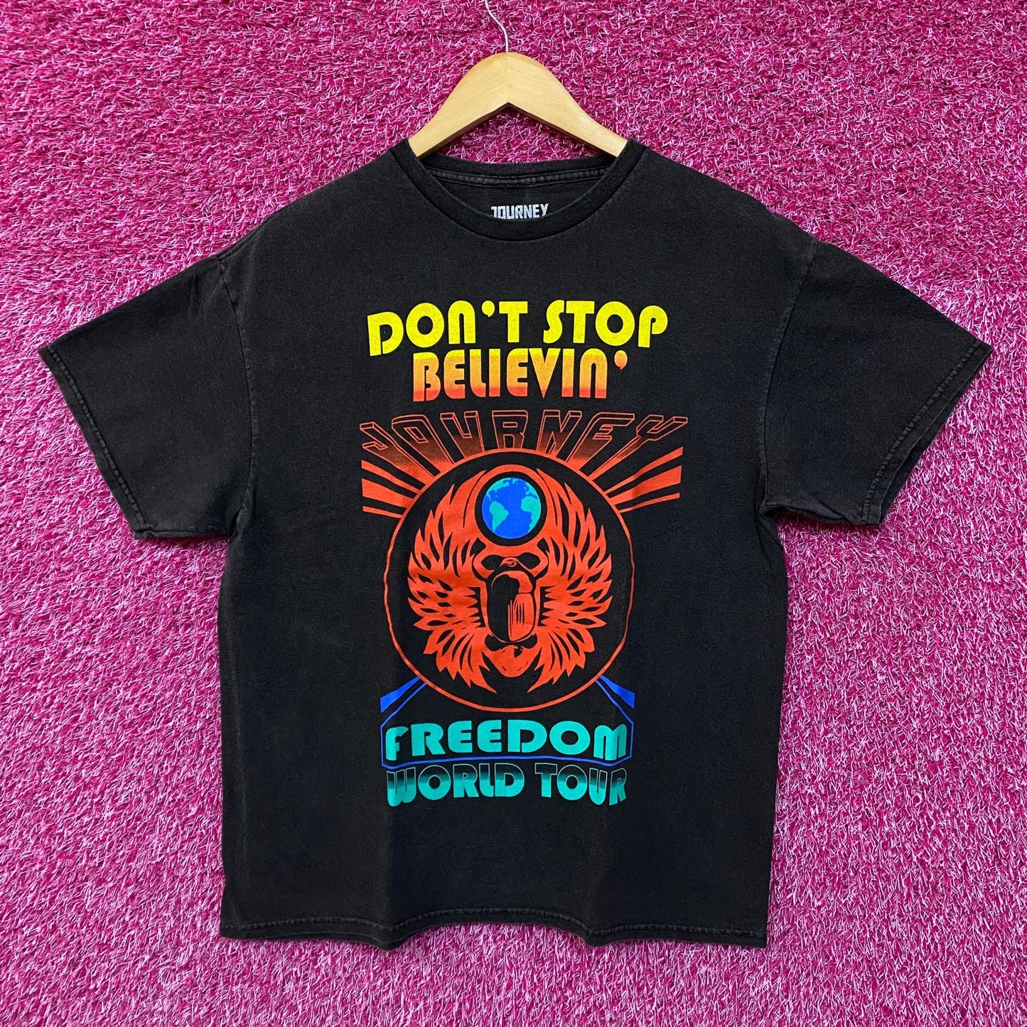Journey Don't Stop Believin' Tshirt size large