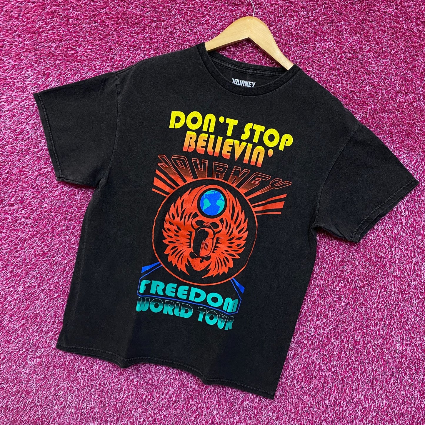 Journey Don't Stop Believin' Tshirt size large