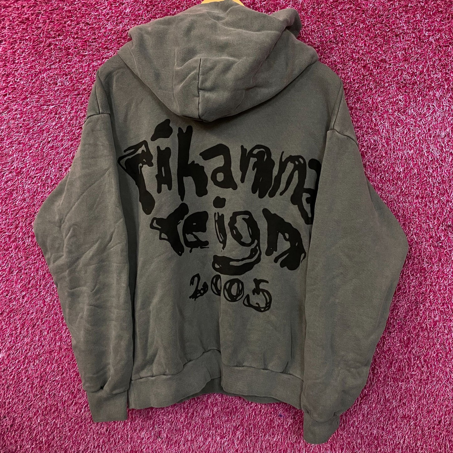 Rihanna Reign R20 "Rhenna" Graphic Pullover Hoodie Large