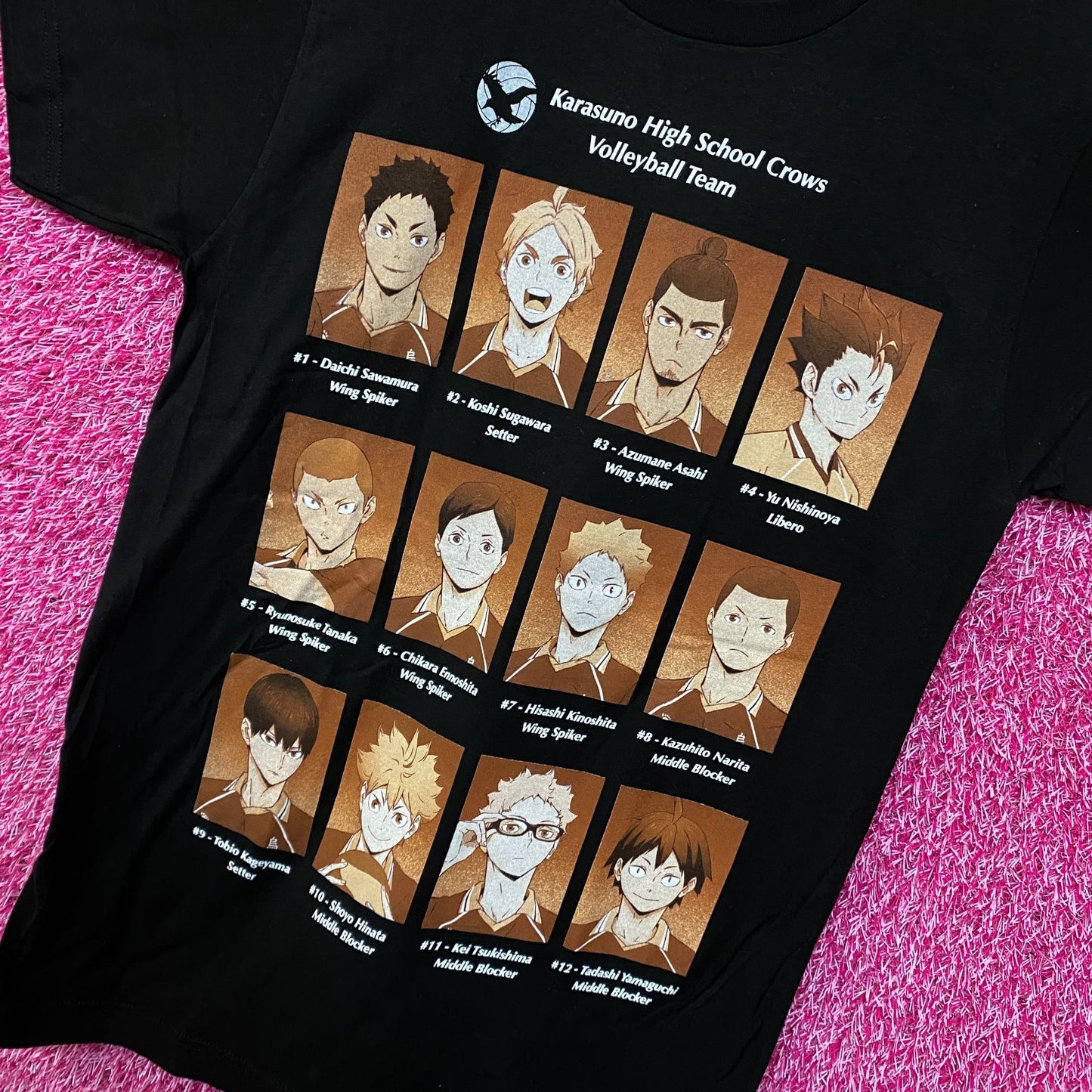 Haikyu! Yearbook Photos Tshirt size medium