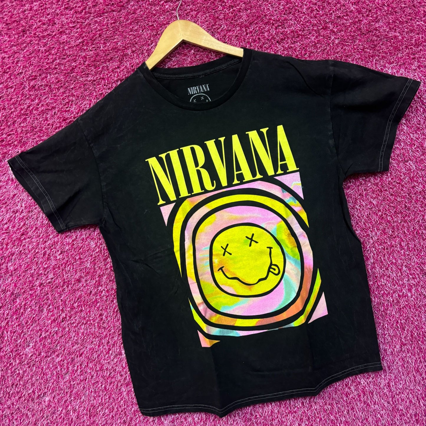 Nirvana Never Mind Smiley Face Mineral Wash Grunge Tshirt size Large