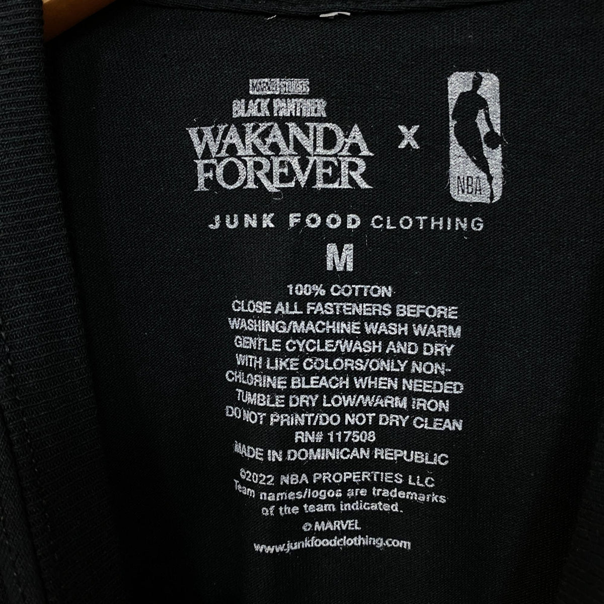 Junk Food Phoenix Suns NBA x Marvel Black Panther Wakanda Forever T-Shirt Medium