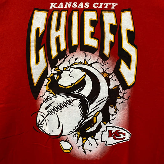 Junk Food NFL Kansas City Chiefs Break Through T-Shirt 2XL