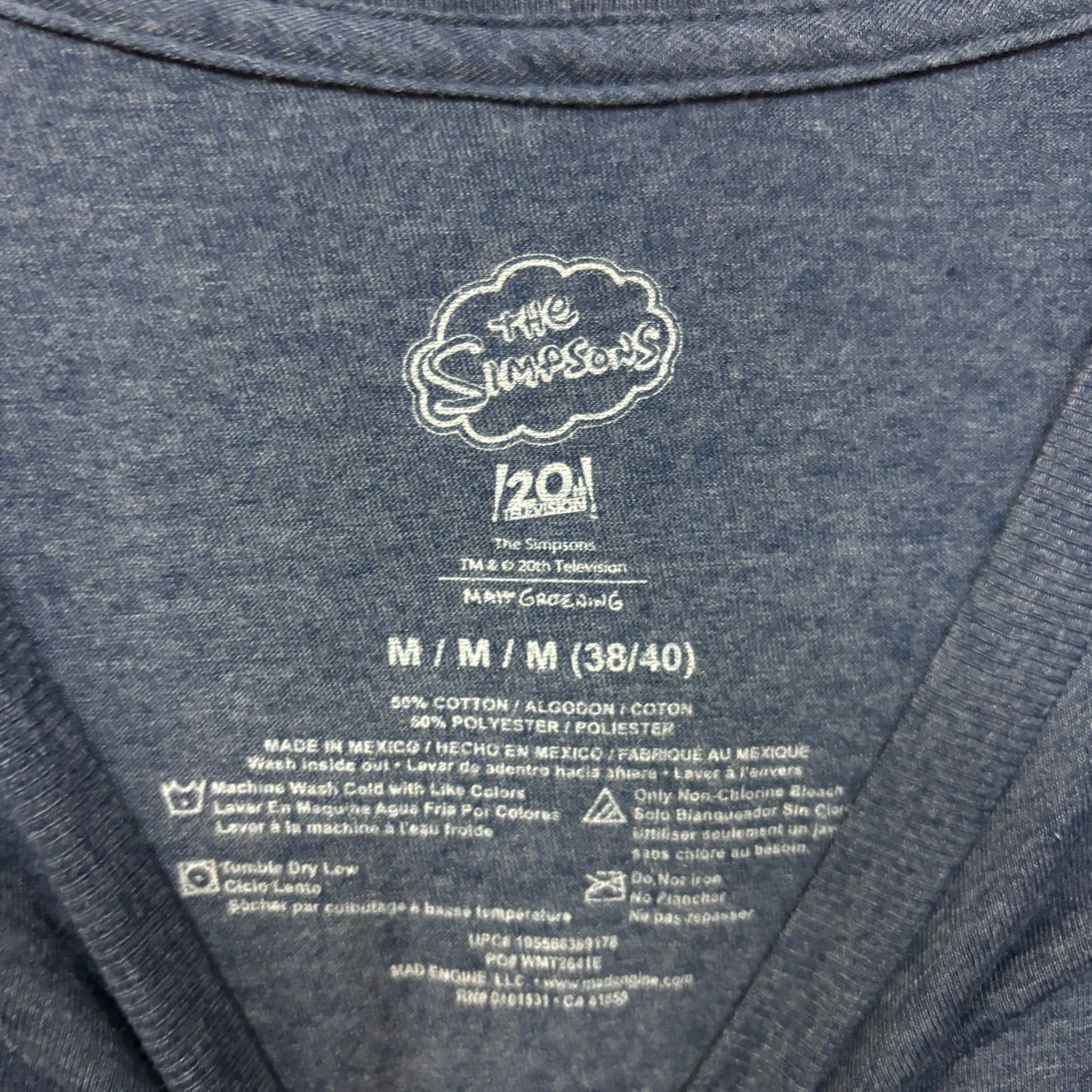 The Simpson conga line Tshirt size medium