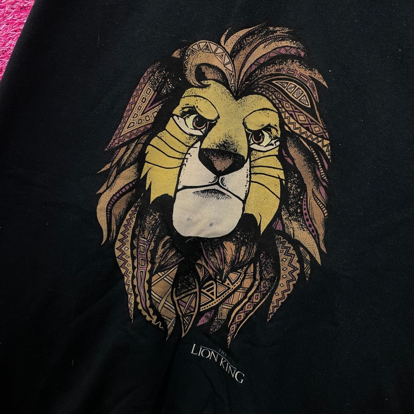 The Lion King Swahili Tribal Simba Disney Movie Crewneck XL
