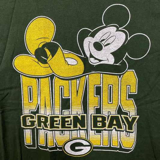 Disney x Junk Food NFL Green Bay Packers Mickey Mouse Kick Back Green Shirt Small