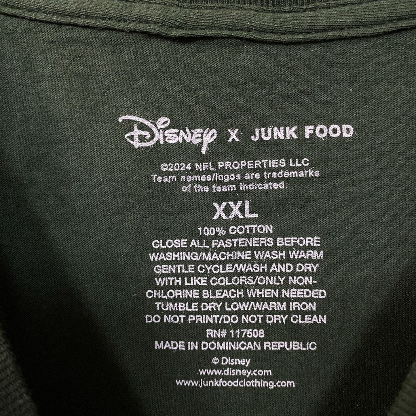 Disney x Junk Food NFL Green Bay Packers Mickey Mouse Kick Back Green Shirt 2XL