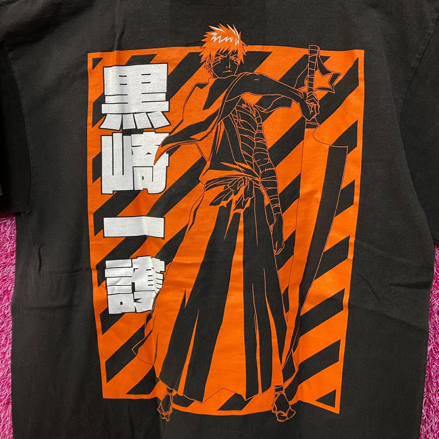 Bleach Ichigo Tshirt size medium
