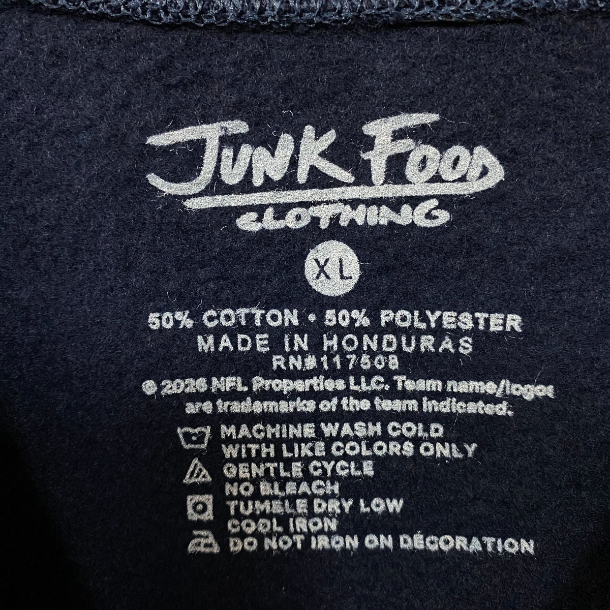 Junk Food Chicago Bears Property of Flea Market Crewneck Sweatshirt XL
