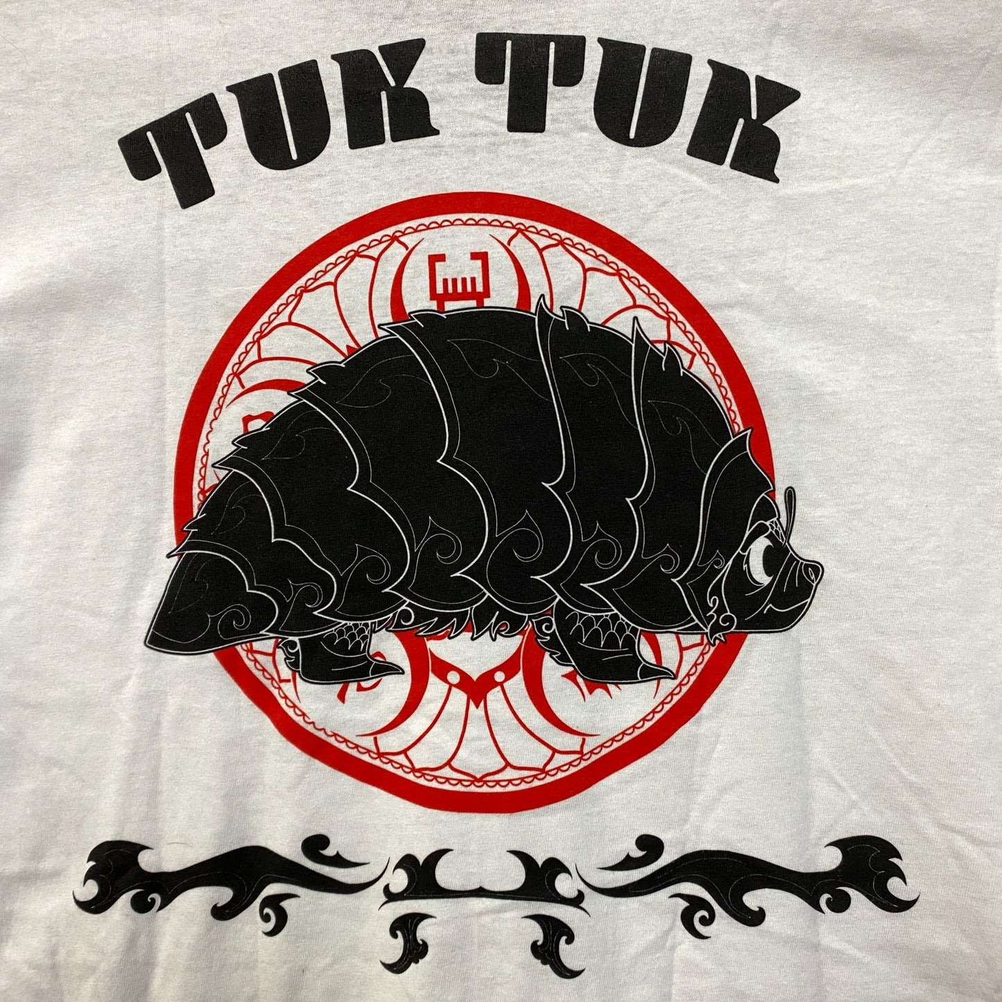 Raya and the last dragon TukTuk Tshirt size medium