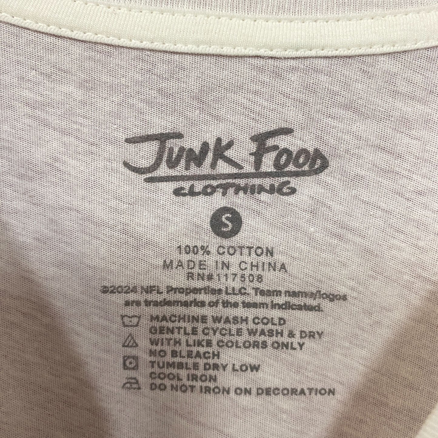 Junk Food NFL Kansas City Chiefs Long Sleeve Cropped T-Shirt Small