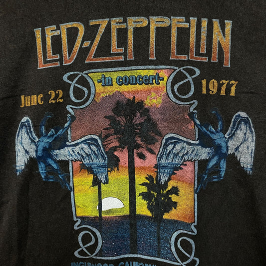 Led Zeppelin In Concert 1977 Rock Band T-Shirt Extra Small