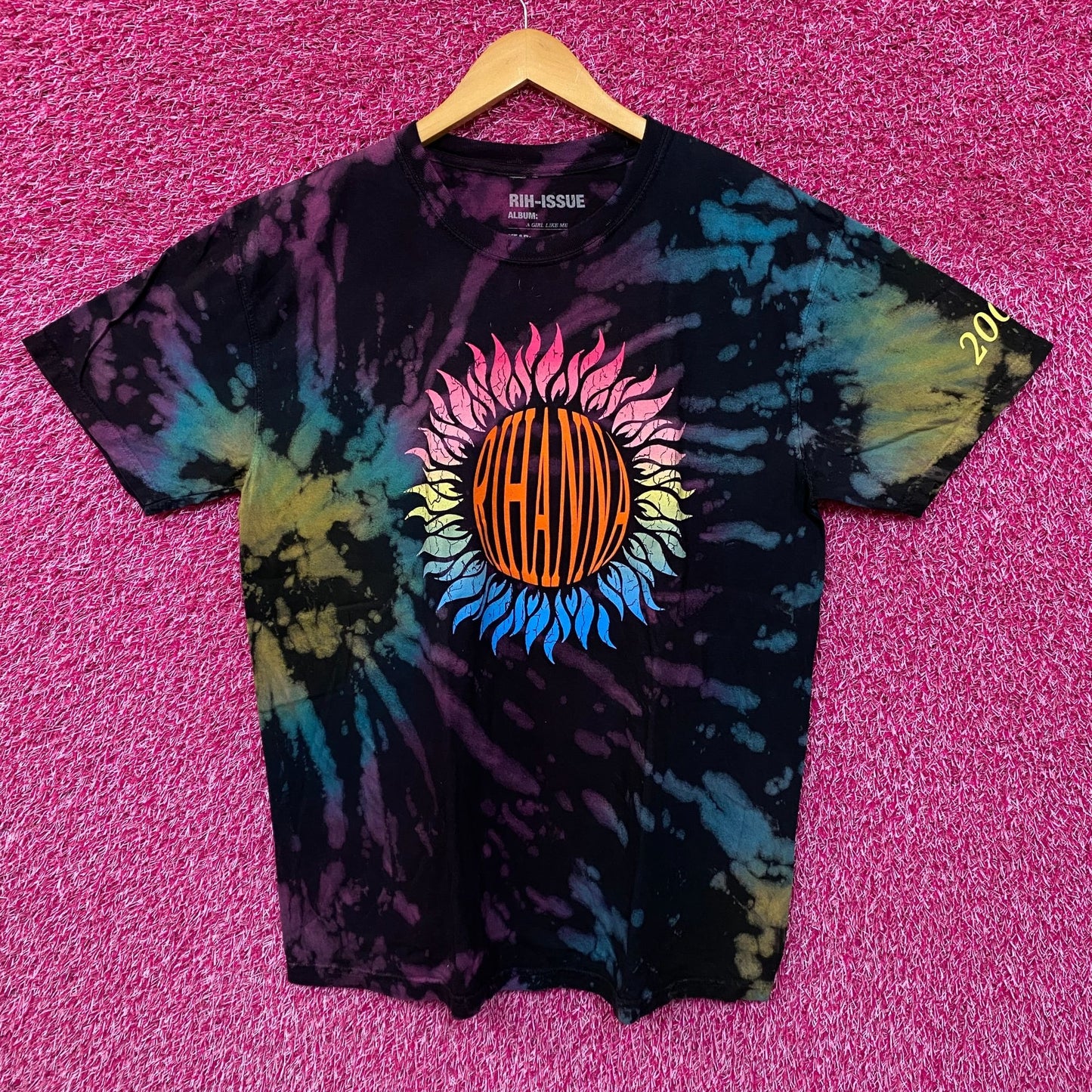 Rihanna A Girl Like Me Album Tie Dye Tshirt size Large