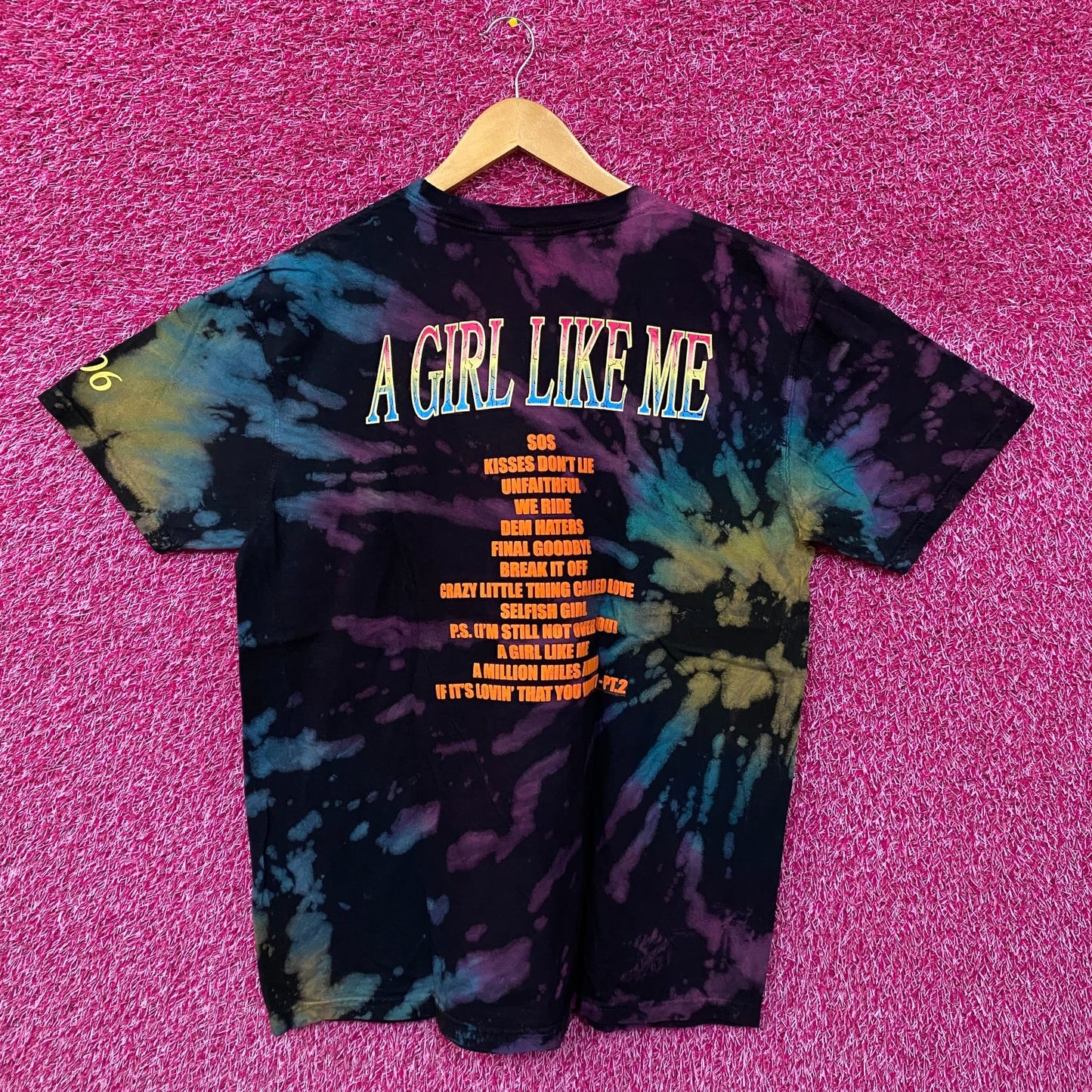Rihanna A Girl Like Me Album Tie Dye Tshirt size Large