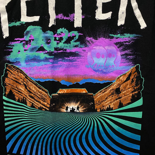 Pepper Red Rocks Park and Amphitheatre Rock band T-Shirt Small