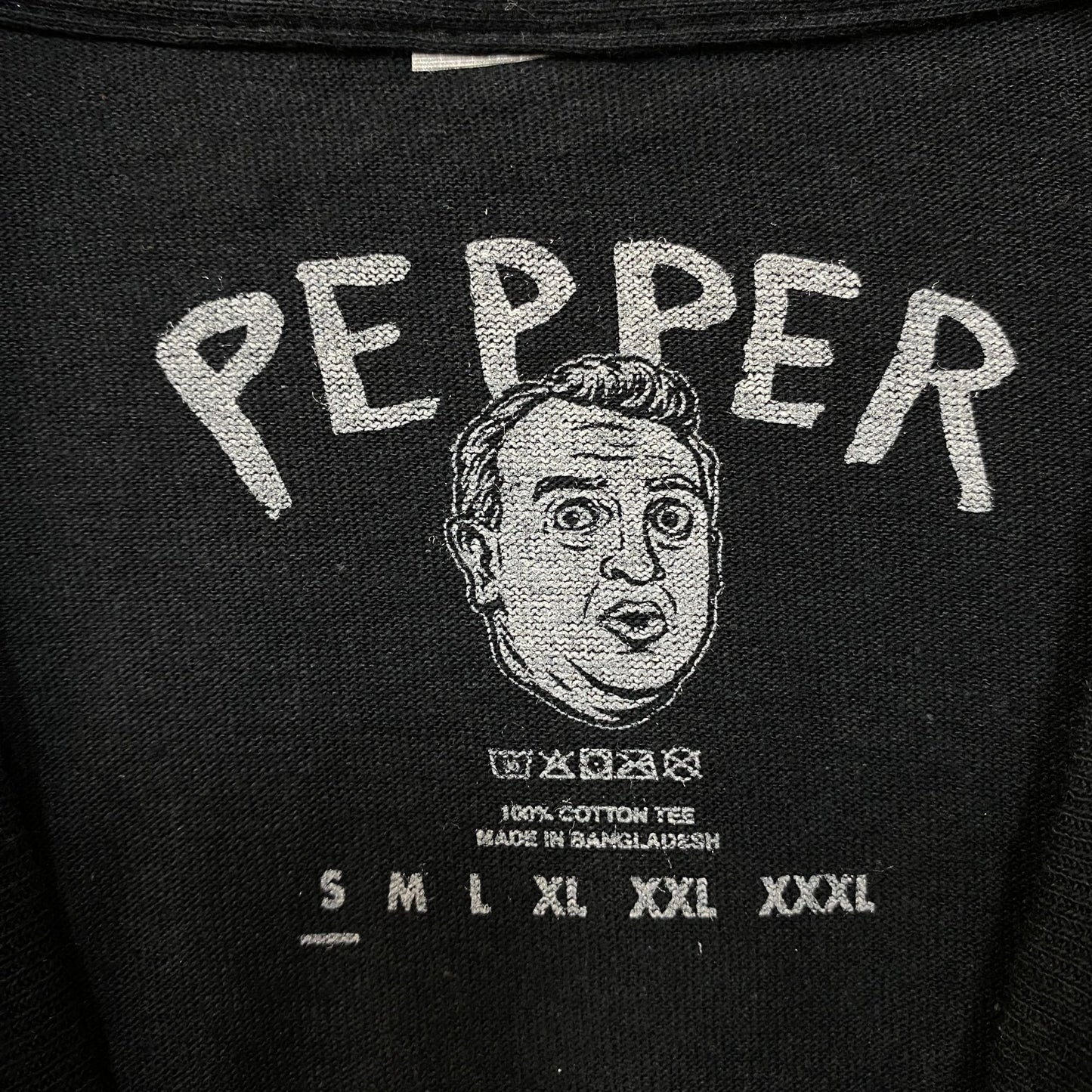 Pepper Red Rocks Park and Amphitheatre Rock band T-Shirt Small